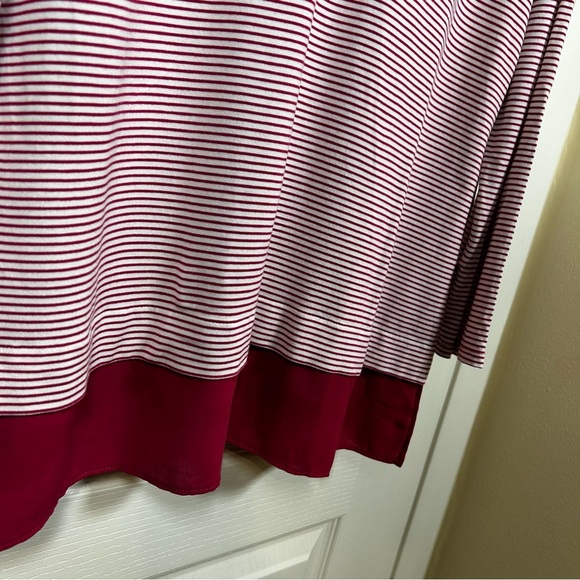 Chico's size 1 (M) Red White Striped V Neck Ultra Soft Stretch Long Sleeve Top - Picture 4 of 6